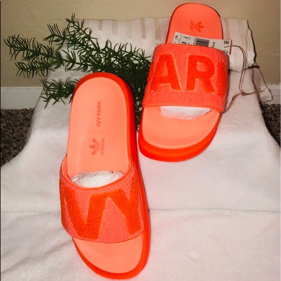 🐝 IVY PARK ADIDAS FLEX 2021 DROP SLIDES - Picture 2 of 13